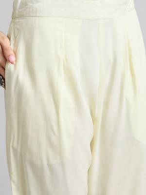 Green Floral Printed Straight Kurta with Trousers & Dupatta 3
