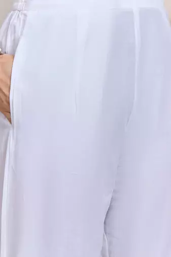 Women Printed Cotton Kurta with Trousers & With Dupatta