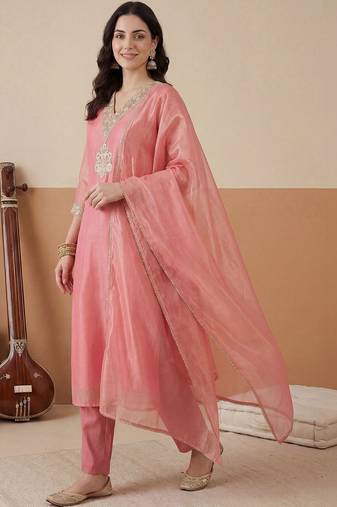 Women Ethnic Motifs Embroidered Kurta with Trousers & With Dupatta