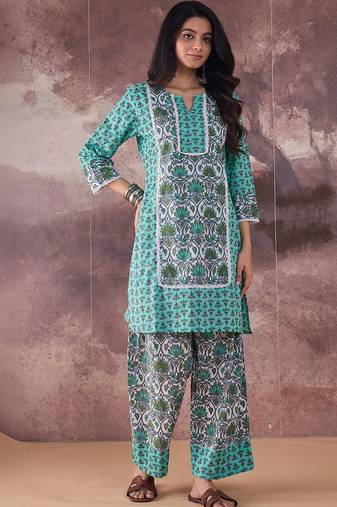 Women Ethnic Motifs Printed Cotton Kurta with Palazzos