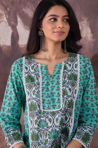 Women Ethnic Motifs Printed Cotton Kurta with Palazzos