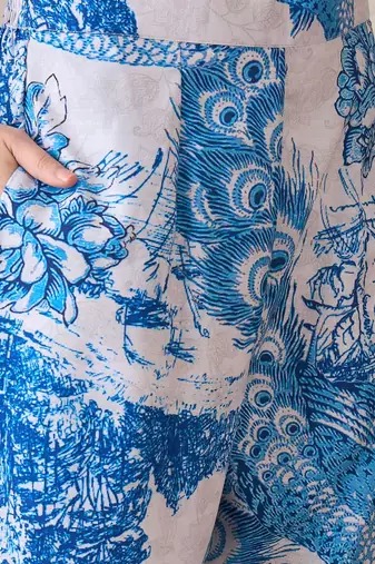 Floral Printed V-Neck Straight Kurta With Trouser
