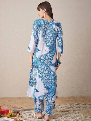 Floral Printed V-Neck Straight Kurta With Trouser 5