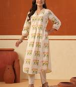 Women Ethnic Motifs Printed Cotton Kurta with Trousers