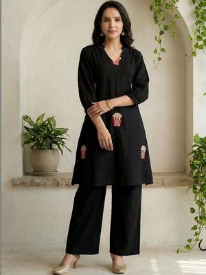 Women Embroidered Cotton Kurti with Palazzos 1