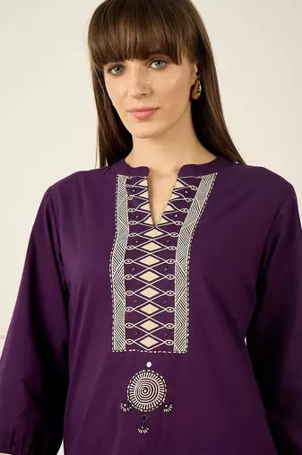 Women Printed Mirror Work Cotton Kurta with Trousers