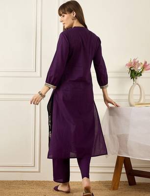Women Printed Mirror Work Cotton Kurta with Trousers 4