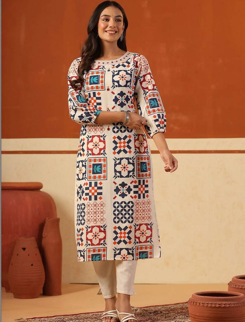 Women Printed Kurta with Trousers