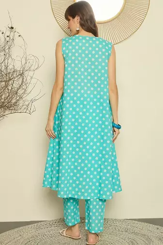 Women Printed Cotton Kurta with Trousers