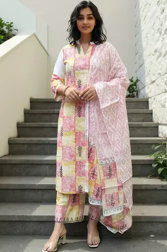 Women Checked Cotton Kurta with Palazzo & Dupatta