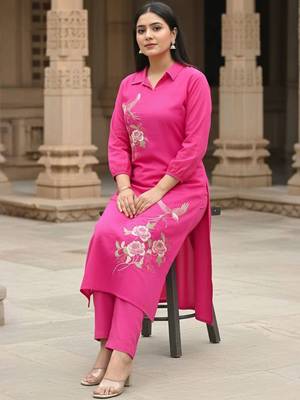 Women Floral Embroidered Thread Work Cotton Kurta with Trousers 1