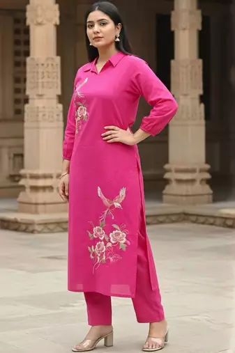 Women Floral Embroidered Thread Work Cotton Kurta with Trousers