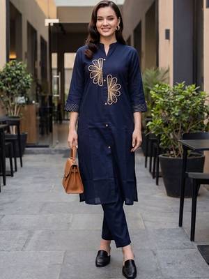 Women Ethnic Motifs Embroidered Thread Work Cotton Kurta with Trousers 5