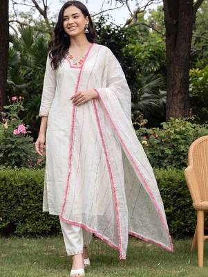 Women Floral Embroidered Mirror Work Kurta with Trousers & With Dupatta 1