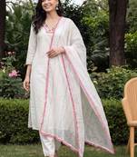 Women Floral Embroidered Mirror Work Kurta with Trousers & With Dupatta