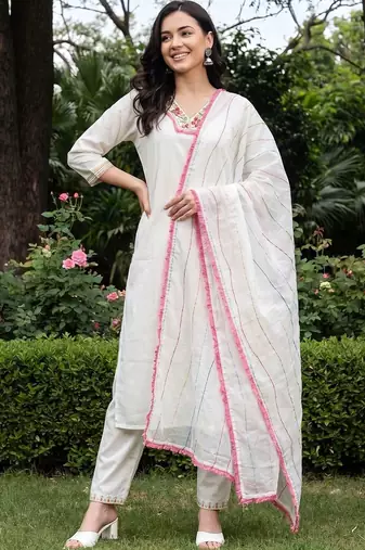 Women Floral Embroidered Mirror Work Kurta with Trousers & With Dupatta