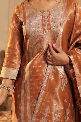 Ethnic Motifs Woven Design Round Neck Straight Kurta &Trousers With Dupatta
