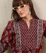 Women Floral Printed Cotton Kurta with Trousers