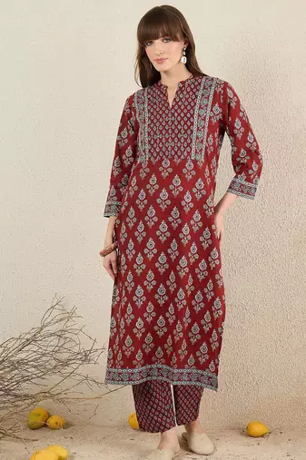 Women Floral Printed Cotton Kurta with Trousers
