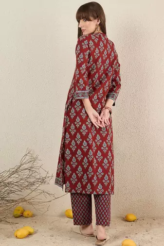 Women Floral Printed Cotton Kurta with Trousers
