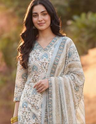 Women Ethnic Motifs Printed Cotton Kurta with Trousers & With Dupatta 2