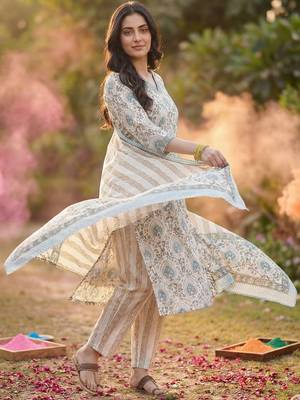Women Ethnic Motifs Printed Cotton Kurta with Trousers & With Dupatta 3