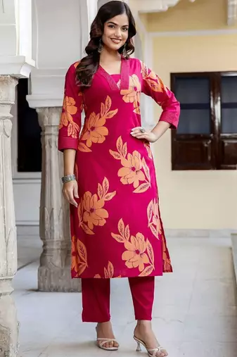 Women Printed Cotton Kurta with Trousers
