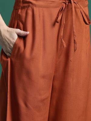 Embroidered Thread Work Kurta with Trousers 3