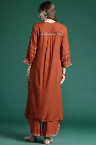 Embroidered Thread Work Kurta with Trousers
