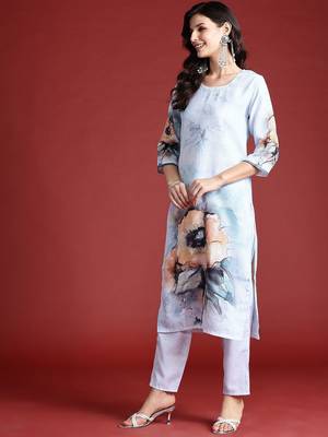 Floral Printed Beads & Stones Chanderi Silk Kurta With Trousers & Dupatta 6