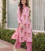 Women Floral Printed Cotton Kurta with Palazzos