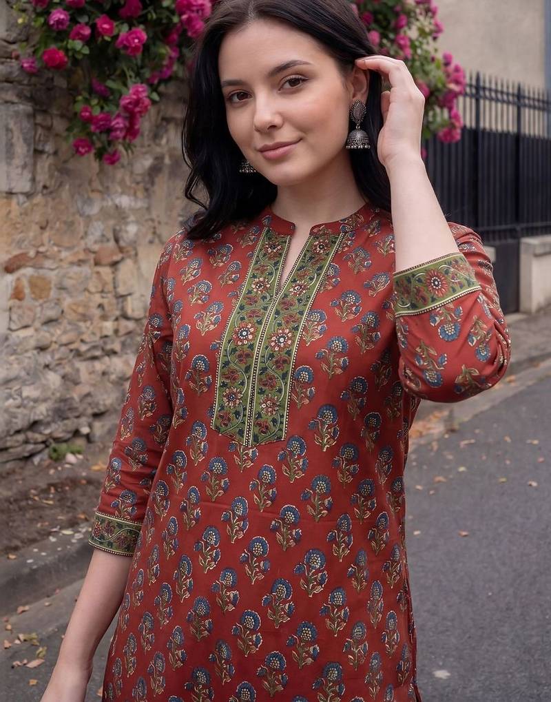 Women Ethnic Motifs Printed Thread Work Cotton Kurta with Trousers