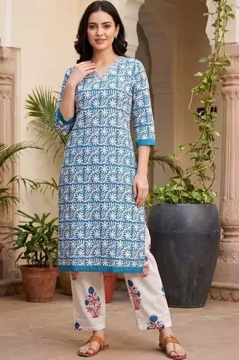 Women Floral Printed Thread Work Cotton Kurta with Trousers