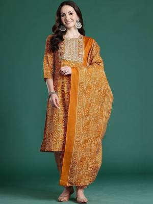 Women Ethnic Motifs Printed Cotton Kurta with Trousers & With Dupatta 4