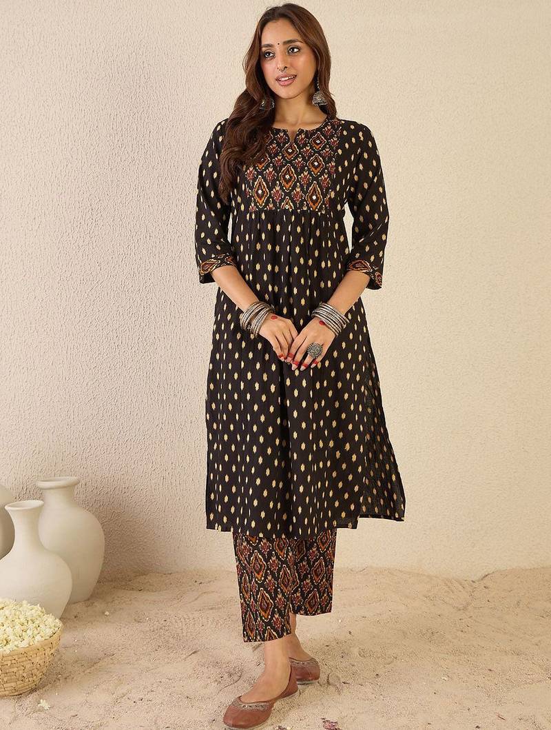 Women Printed Pleated Mirror Work Cotton Kurta with Trousers
