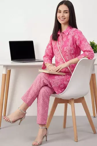 Women Floral Printed Cotton Kurta with Trousers
