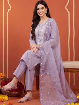 Women Ethnic Motifs Embroidered Thread Work Kurta with Trousers & With Dupatta 5