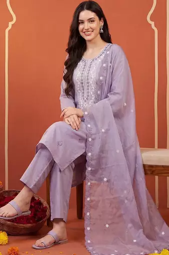 Women Ethnic Motifs Embroidered Thread Work Kurta with Trousers & With Dupatta