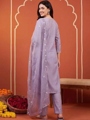 Women Ethnic Motifs Embroidered Thread Work Kurta with Trousers & With Dupatta 6