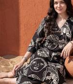 Women Printed Cotton Kurta with Trousers