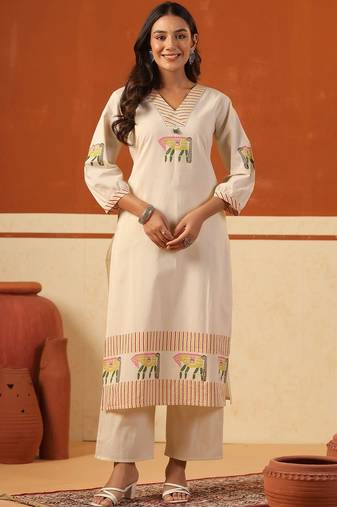 Women Ethnic Motifs Printed Thread Work Cotton Kurta with Trousers