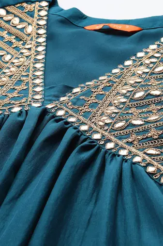 Ethnic Motifs Embroidered Kurta with Trousers & Dupatta