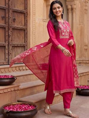 Women Ethnic Motifs Embroidered Kurta with Trousers & With Dupatta 6