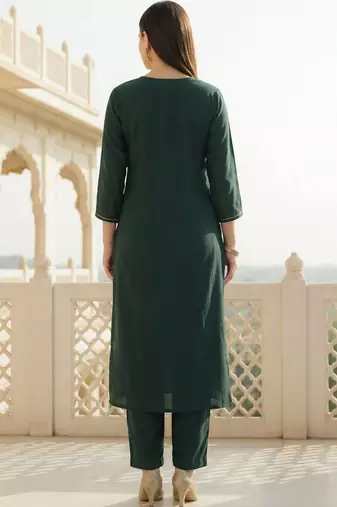 Women Ethnic Motifs Embroidered Thread Work Kurta with Trousers & With Dupatta