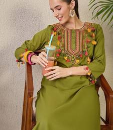 Women Set Green Embroidered Straight Co-Ords