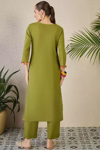 Women Set Green Embroidered Straight Co-Ords