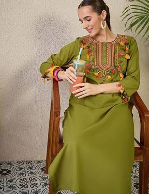 Women Set Green Embroidered Straight Co-Ords 7