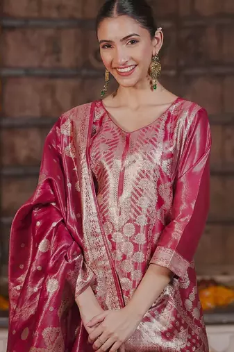 Women Solid Woven Design Kurta with Trousers & With Dupatta