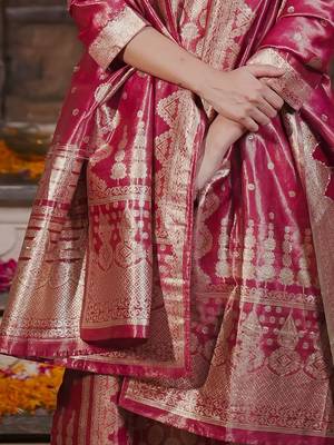 Women Solid Woven Design Kurta with Trousers & With Dupatta 7