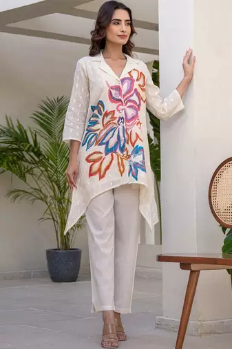 Floral Printed Shirt Collar A-Line Cotton Kurta With Trousers